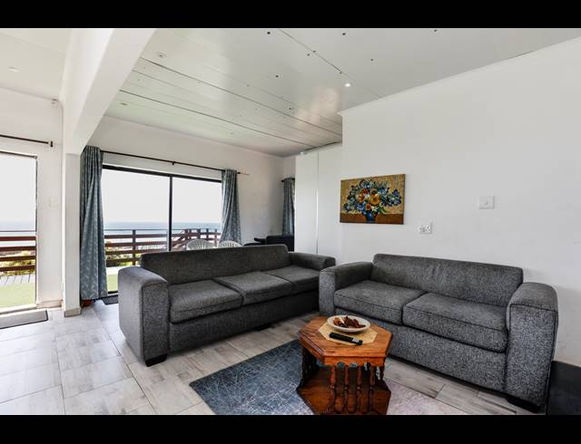 6 BEDROOM FREEHOLD FOR SALE IN BLUFF